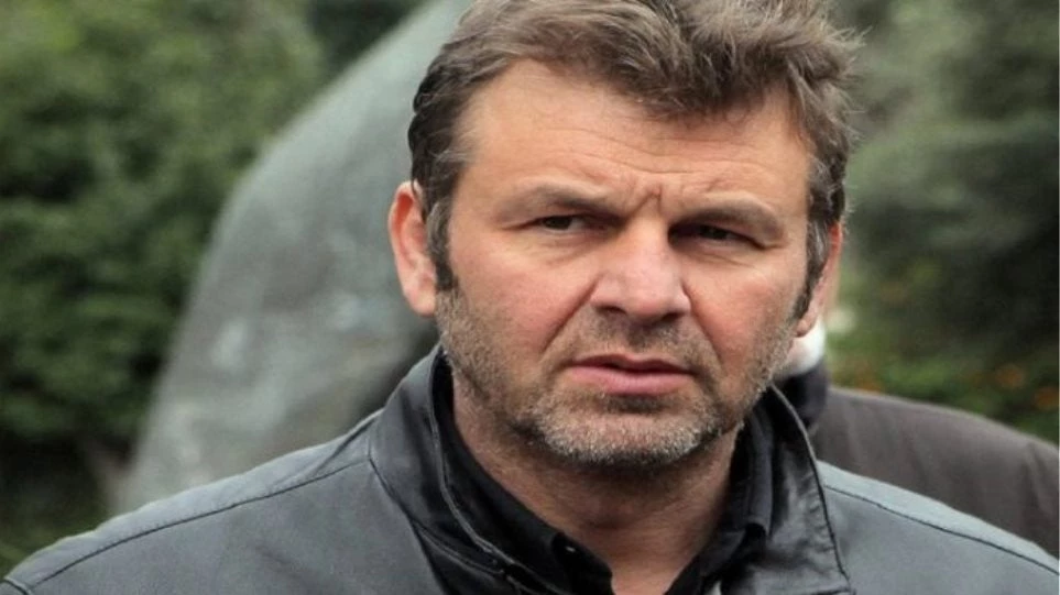 Γκλέτσος για καταγγελία ξυλοδαρμού: Στα σούπερ μάρκετ έχει προσφορά σερβιέτες